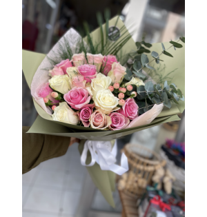 Vip ithal   Pembe/beyaz  buket karma